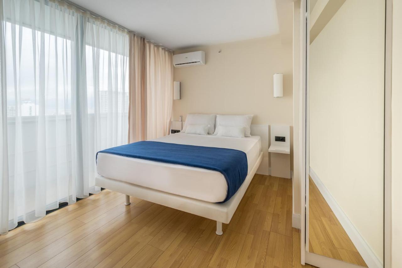 Orbi City Suite Sea View In Batumi Aparthotel Exterior photo